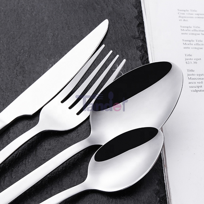 Earraí Airgid Socraithe Do Sceanra Cruach Bialainne Flatware In-athúsáidte