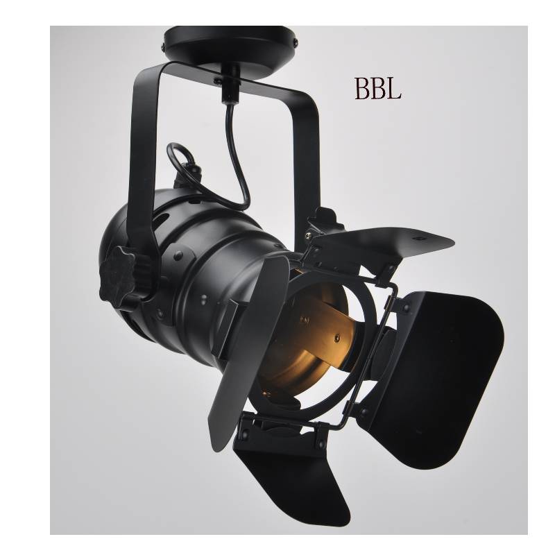 Is féidir le solas spota scannáin-1 le clúdach agus lúibín U, treo a choigeartú