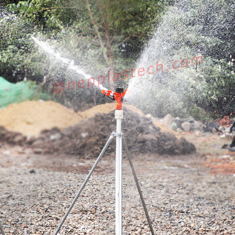 Barraí feirme 3\/4 orlach Uirlisí uiscithe uathoibríoch faiche 1 orlach Uisciúcháin spraeála Sprinklers impulse rothlacha 360 céim