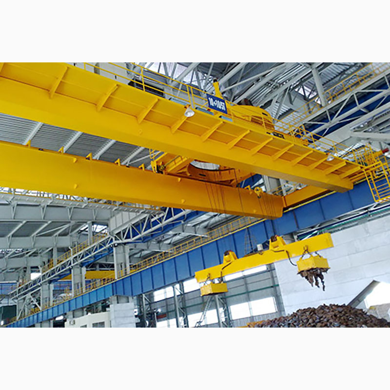 Leictreamaighnéad Lastuas Crane