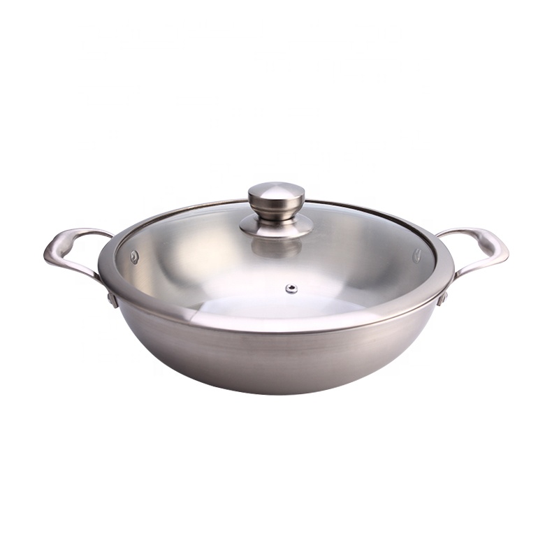 wok friochadh cruach dhosmálta le clúdach