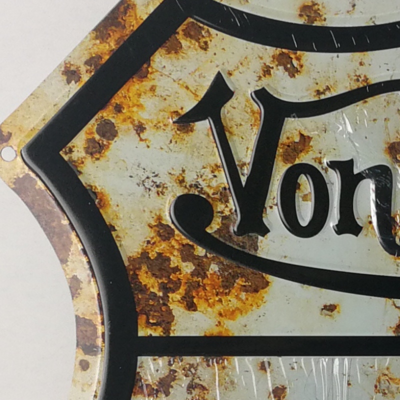 Comharthaí stáin mhiotail cabhraithe seanré le haghaidh maisiúchán tí tábhairne nó comharthaí rabhaidh Comharthaí Stáin Retro Stíleanna Maisiúla Gheobhaidh dream eile Ealaín Balla Miotail