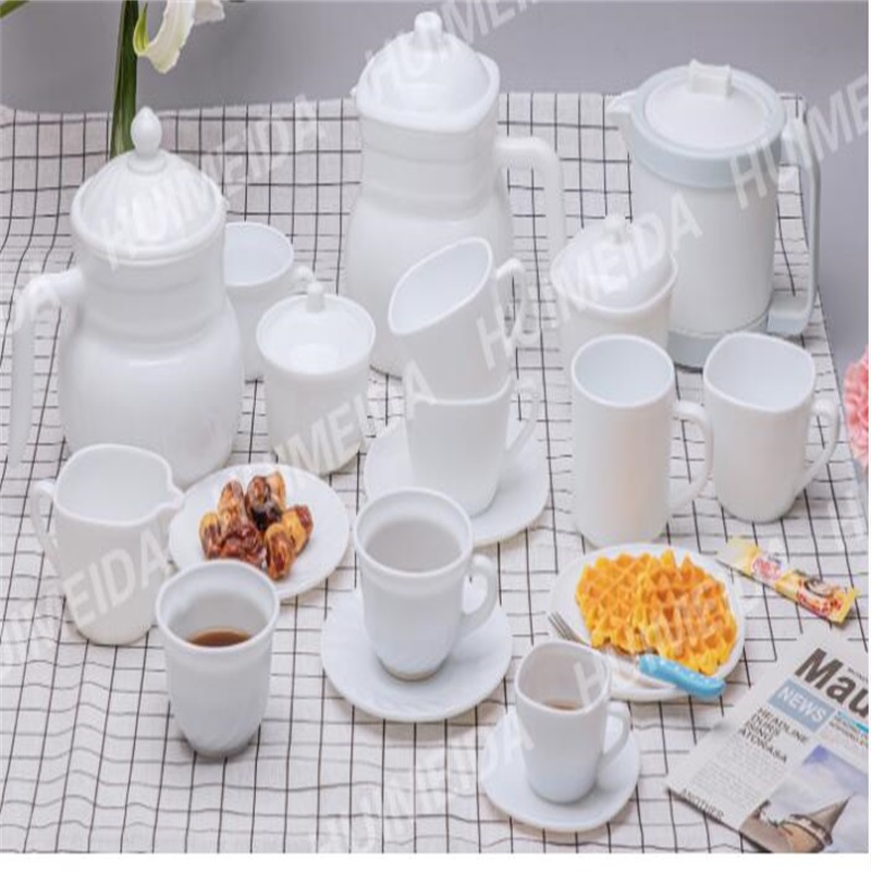 Klaasist klaasesemete komplekt - Cup seeria