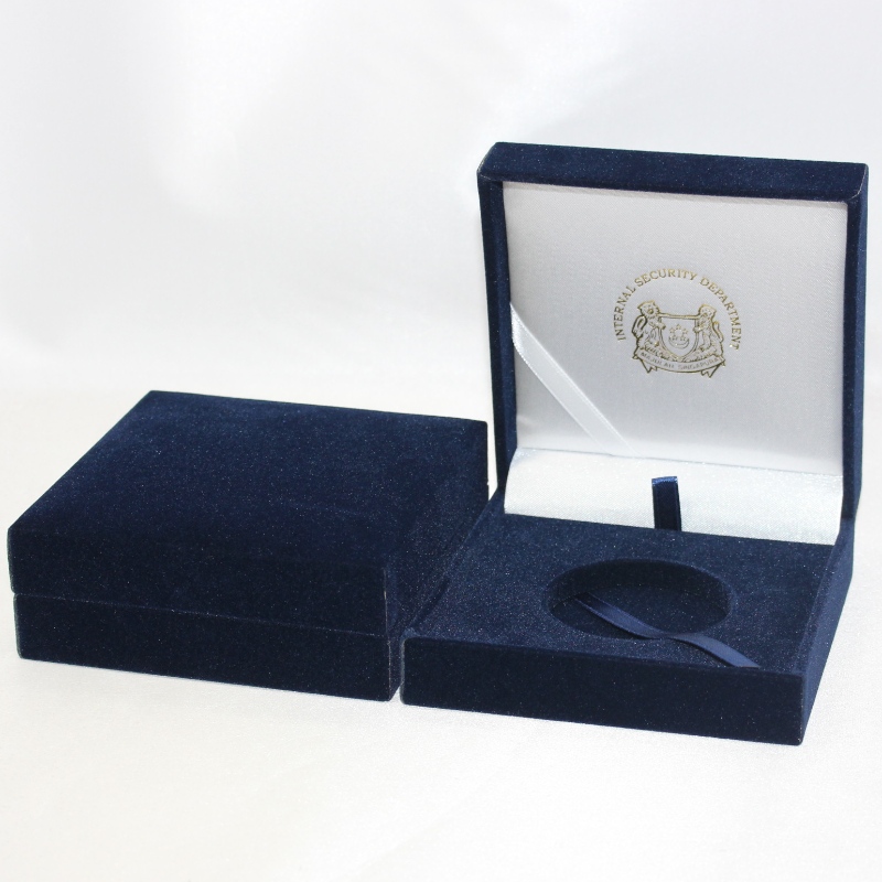 V-06L ruudukujuline Plastic Leatherete Paper Box for 60-80 mm münt, medal jne mm.100*100*40, kaal umbes 110g