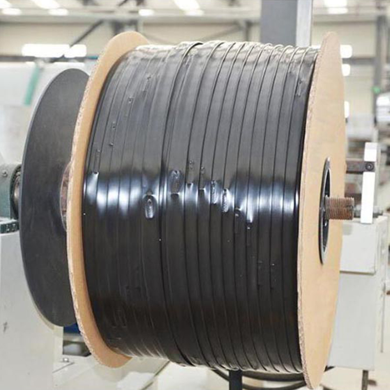 Téip uisciúcháin drip paiste