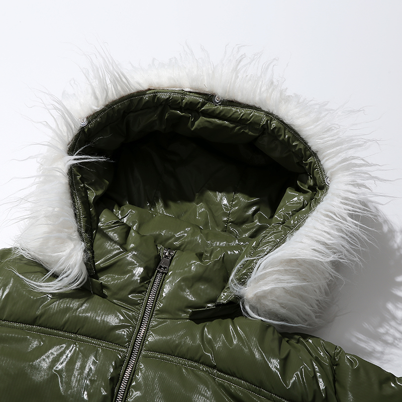 Cóta Te puff na mban le seaicéad padded cochall inbhainte