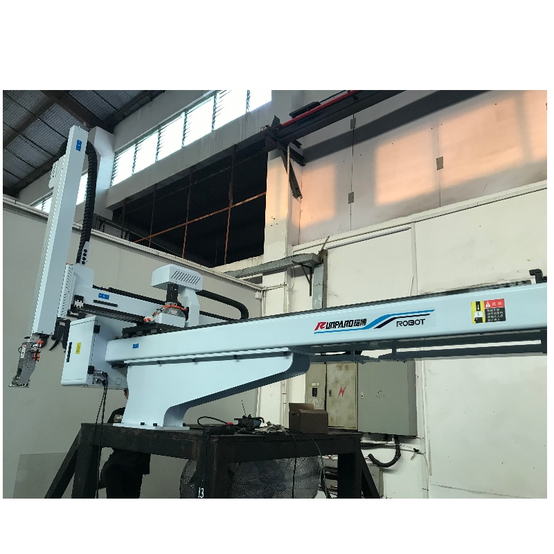 Robot tionsclaíoch mór trí ais servo uathoibríoch rialaithe uimhriúil manipulator robot tionsclaíoch