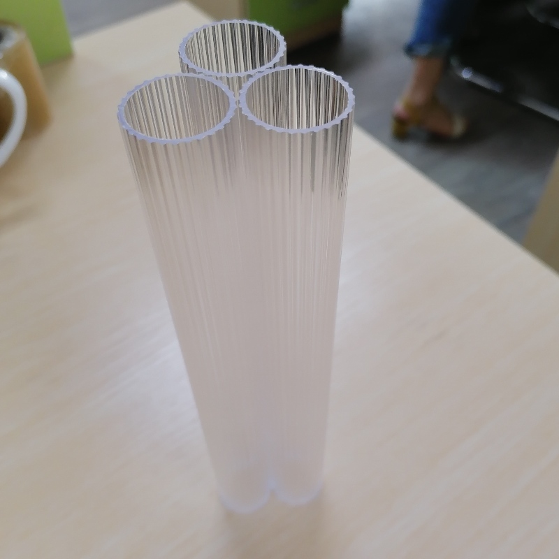 Dual-Dath Comh-easbhrúite Polycarbonate PolycarbonAte LAMPHade Soilsiú Soilsiú Clear Próifílí