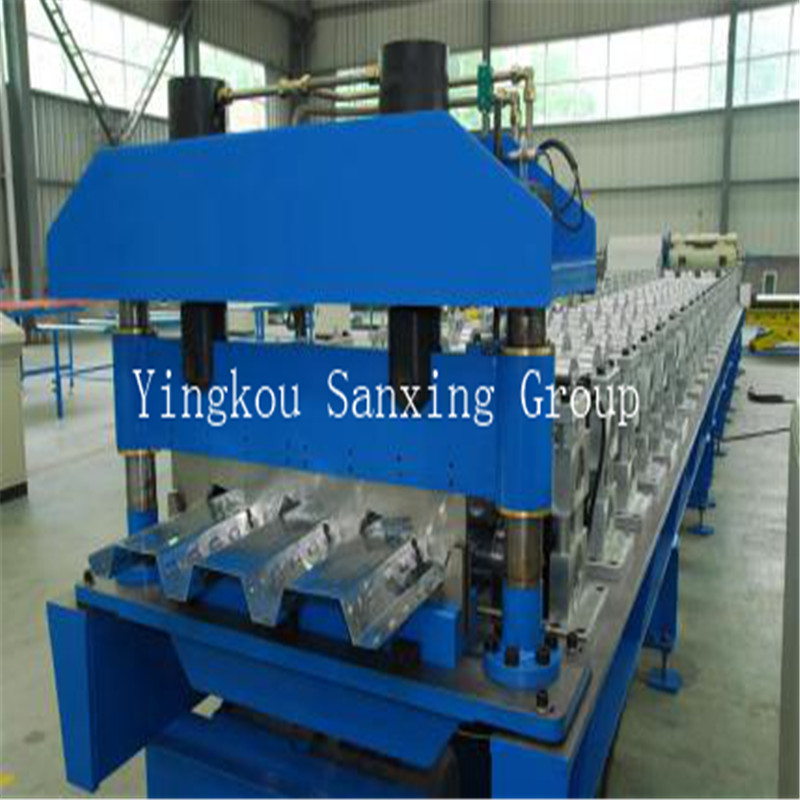 Deck Floor Roll Forming Machine