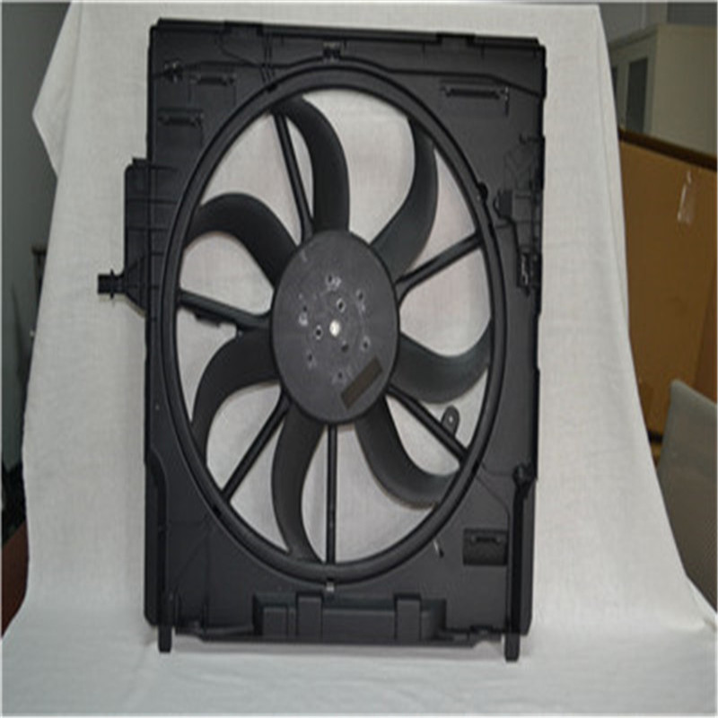 Tionól Fan Fuarú Inneall Gluaisteán do BMW E70 17428618240 17428618241