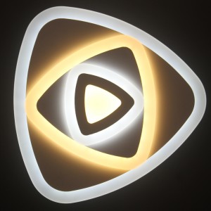 pliiga lagi-valguse kodune kujundus