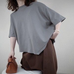 Lahtine kujundus Minimalistlik ümmarguse krae stiil Segatud varre stiil Juhuslik ühtlase värvi puuvill ja linane ülisuur kohandatud kohandatud 12631 T-särk