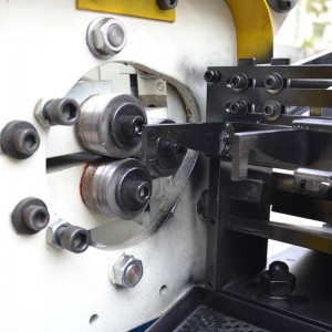 HB-60Mootorvõlli valgustus toru automaatsel valtsimismasinal