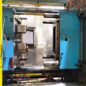 Deimhnithe Múnla Dearaidh ISO Deimhnithe ISO fréamhshamhla páirteanna plaisteacha gluaisteán don mheaisín