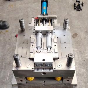 Déantóir na Síne seirbhísí fréamhshamhlú múnlaithe insteallta plaisteacha beacht