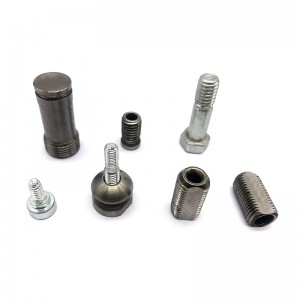 Külmstantsitud mootorsõiduki kinnitusdetailide külmvaltsimise teel juhitav autotööstuse šassii metallosad