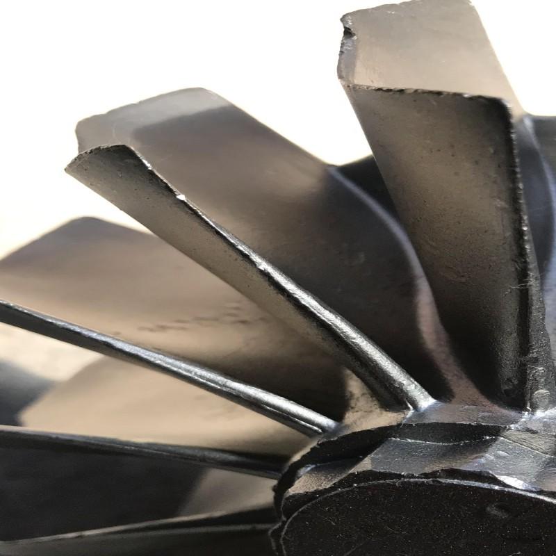 Ühekristallilise Ni-base supersulami termilised omadused ja c’-solvus temperatuurid