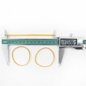 Monaróir-saincheaptha a leathnaíodh go bhfuil an portán ard-leaisteachais ard-mharthanach trédhearcach ard-leaisteachas ceangailteach banda rubair