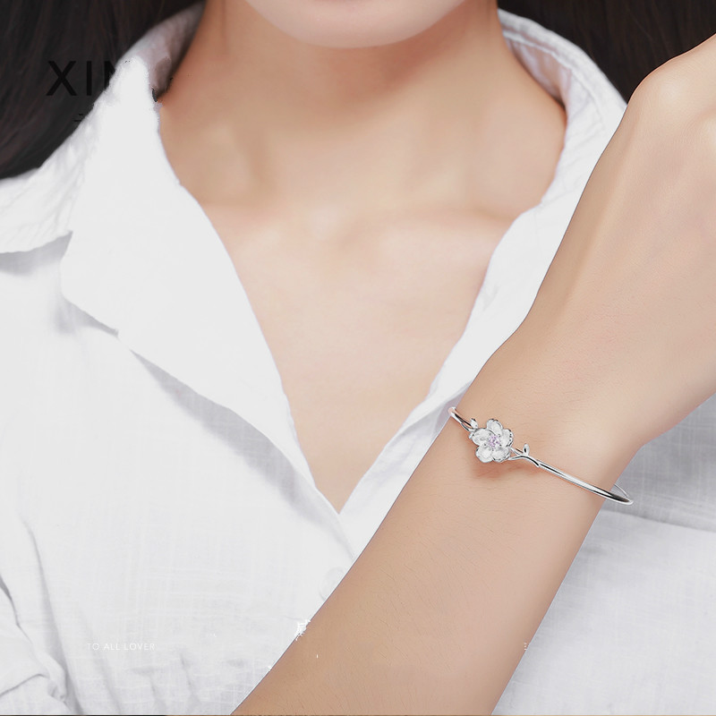 Pearsantacht Galánta Bracelet Silver Cherry Blossom