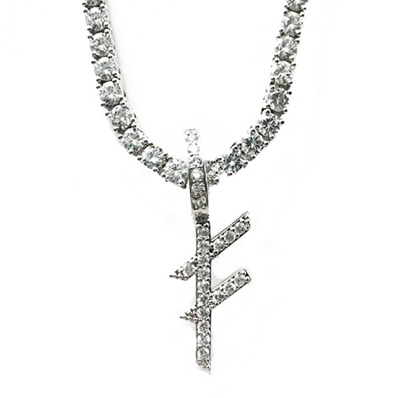 Jewelry ardcháilíochta Ainm saincheaptha litreacha airgidnecklaces charm pendant le slabhra leadóige airgid