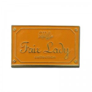 Ard-chaighdeán saincheaptha Faisean Faisean Matte Críochnaigh Ainm Miotail Lipéad Priontáil Silk Priontáil Cárta Cuairte Gnó le haghaidh Lógó Féin