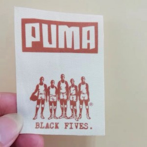 Clibeanna ar ardchaighdeán Factory Clibeanna le haghaidh mála láimhe