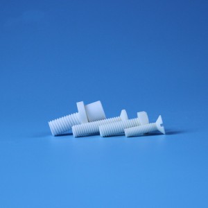 Scriúnna ceirmeacha alúmana