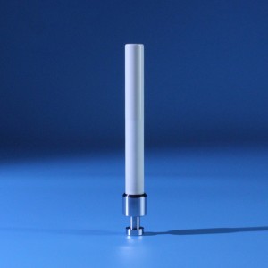 Plunger ceirmeach alúmana