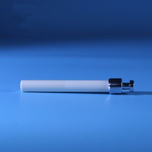 Plunger ceirmeach alúmana