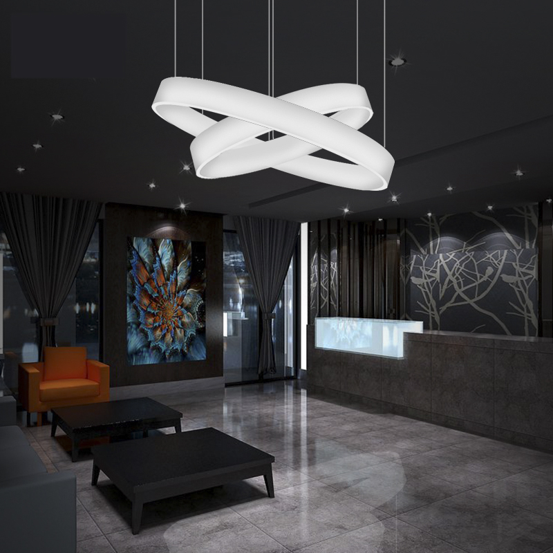 Conas solas uasteorainn flush faoi stiúir a shuiteáil