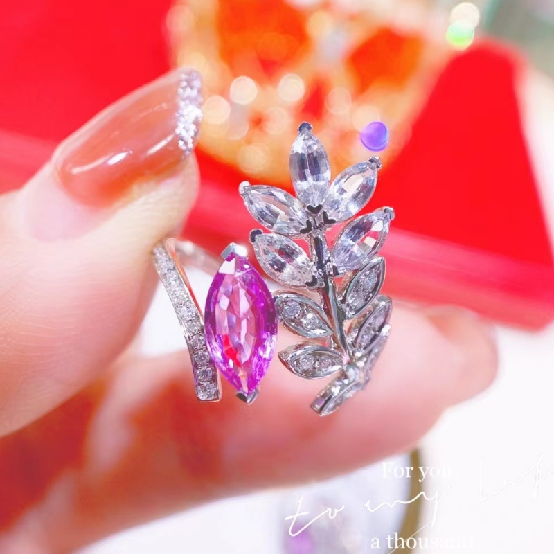Jewelry Tuochen 18k Óir Stíl Nua Stíl Nua Marquis Diamond Leaf Ring