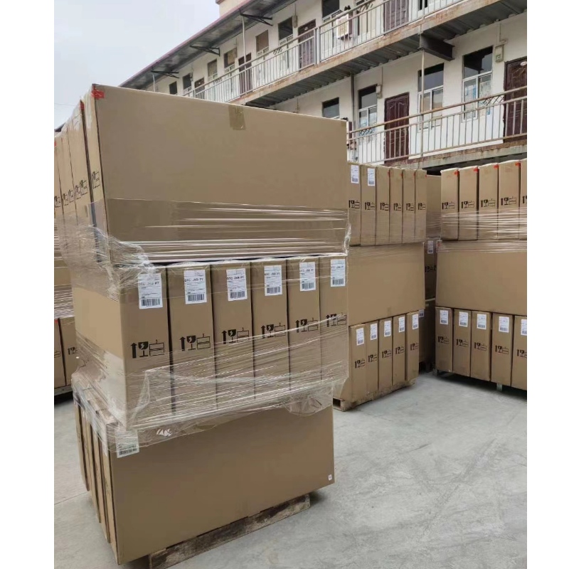 Loingsiú eile do shoilsiú IKEA