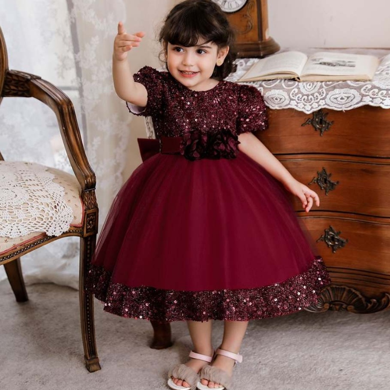 Gúnaí Cailín Bláthanna Baige 2022 Sleeves Gearr Sleeves Sequaned India Bailiúchán Páirtí Floral
