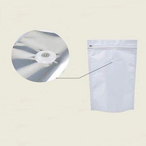 Caife Seas suas pouch le comhla aeir