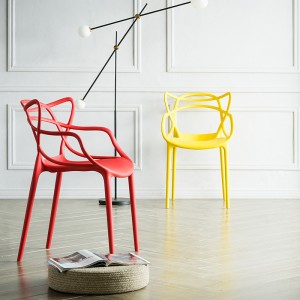 Kaasaegne täiustatud disain Sense vaba aja veetmise mugav kohvik tool virnastatav söögitool plastist tool