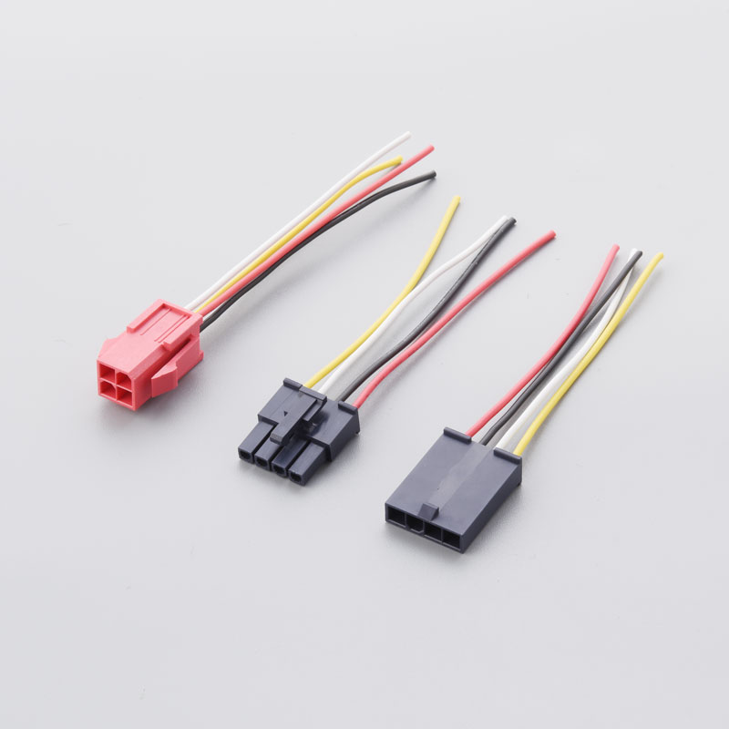 Molex Micri-Fit 4.2 Mná Dúbailte 469930420 Ceanglóirníos éadroime Tomhaltóir Úim Leictreonach Saincheapadh Sreang Copair Déanta Déanta