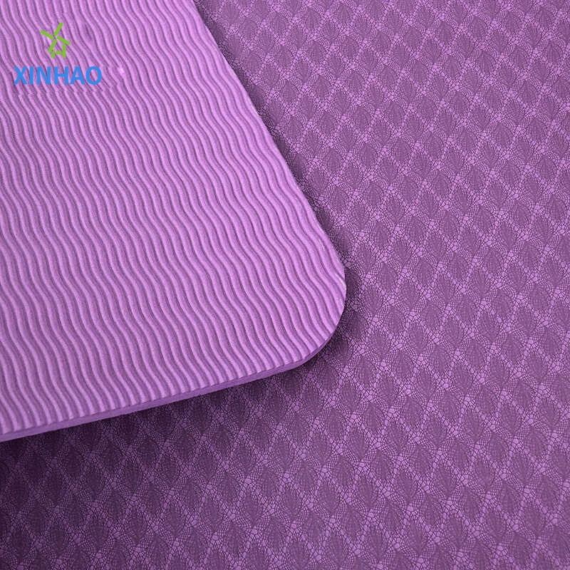 Tiús Mat Yoga Mórdhíola (4n6mm) Mata aclaíochta Mata Mat Mataneamh-thimpeallachtaneamh-dhuillín TPE Yoga ard-dlús, atá oiriúnach do Yoga baile, cleachtadh, pilates.