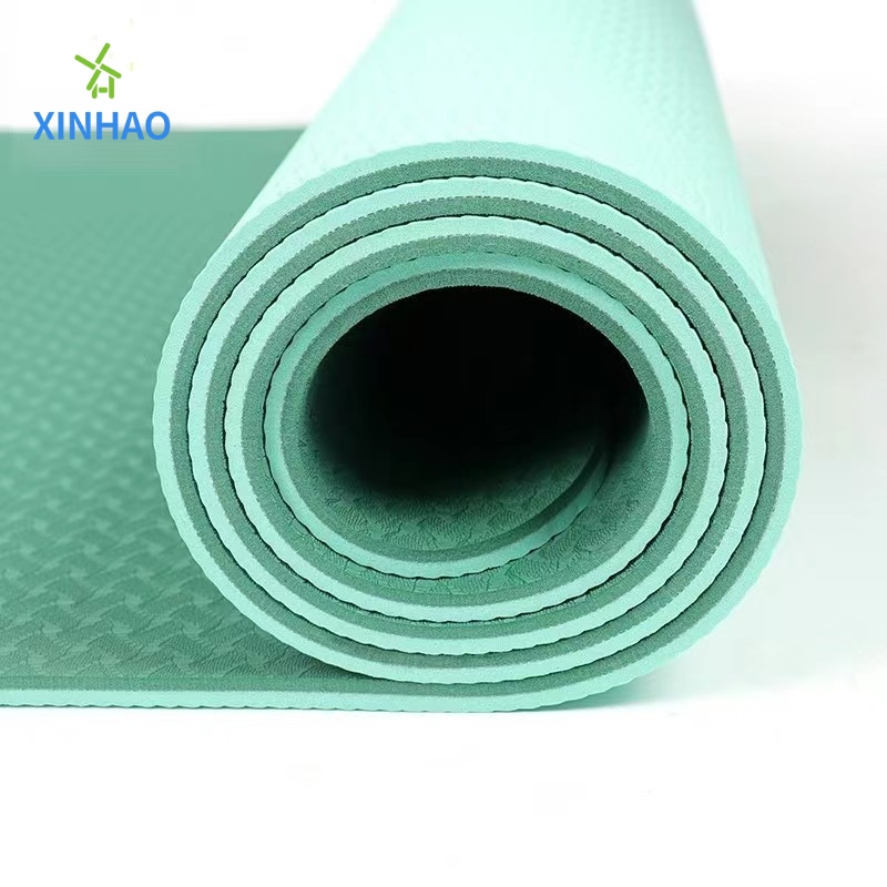 Cosaint Comhshaoil ​​Ciseal Dúbailte dhá dhath saincheaptha (4n6m) TPE Mat Yoga Mat Mórdhíola, oiriúnach do Yoga, aclaíocht, Pilates