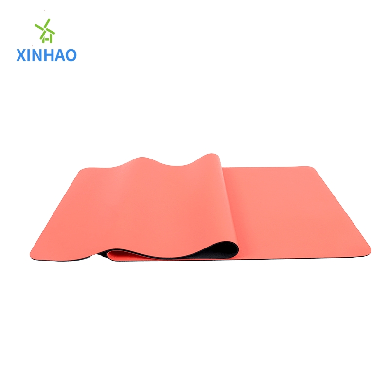 PU Rubber Yoga Mat Mat Mórdhíola, Tacaíonn sé le Lógó agus Patrún saincheaptha, Tiús 4mm N5mm Is féidir le Mata Folláine um Chosaint Comhshaoil ​​Nádúrtha a bheith gan duillín gan duillín