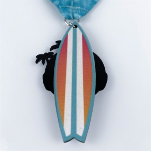 Dámhachtainí Bonn Adhmaid Miotal Adhmaid le haghaidh Rith Saoire Samhraidh