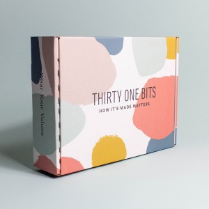 Boscaí bronntanais saincheaptha, boscaí páipéir ardcháilíochta agus boscaí eitleáin