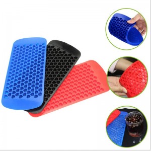 Tráidire ciúb oighir mion-silicone, 150 píosaí croí-chruthach múnlaithe oighir brúite ciúbanna oighir beag le haghaidh mhanglaim uisce beatha fuaraithe, gadgets cistine tráidirí oighir stackable, reoiteoir uirlisí cúlpháirt...