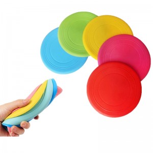 Diosca eitilte madraí bileoige puppy silicone bréagán bog saucer ar snámh saucer indestructible imoibriúníos tapúla Bréagáin idirghníomhacha do bhréagáin spórt beag madraí madraí beaga