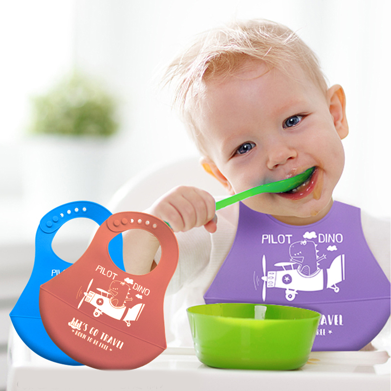 Bibs leanbh silicone uiscedhíonach caol agus éadrom donaíonáin agus do leanaí óga bibs beathúcháin silicone bog inchoigeartaithe le pócaí bailithe bia, unisex, gan praiseach