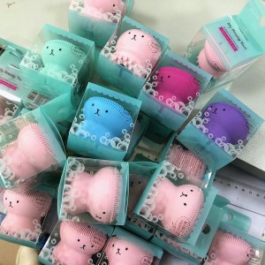 Scuab glantacháin Scuab Silicone Scuab glantacháin agus massager, scuab glantacháin ochtapas múnlaithe le haghaidh glantachán domhain massage craicinn exfoliation milis