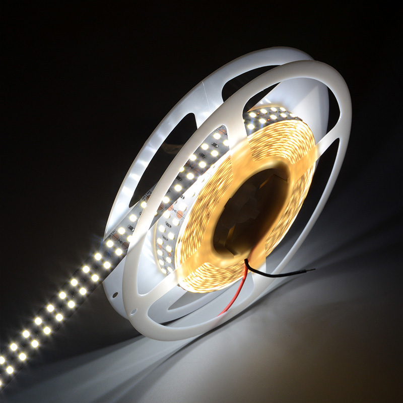 2835 d240leds stiall faoi stiúirnm