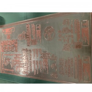 Flexo Priontáil Pláta Pláta Pláta agus Meaisín a Bhaint Amach le haghaidh déantóir pláta flexo