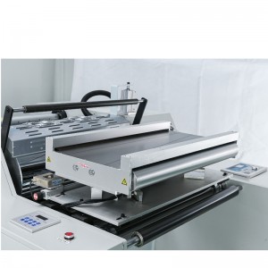 Scannán Lamination Teirmeach M750C-J Bopp Meaisín Laminate Ardluais (Cineál Teasa Leictreamaighnéadach)