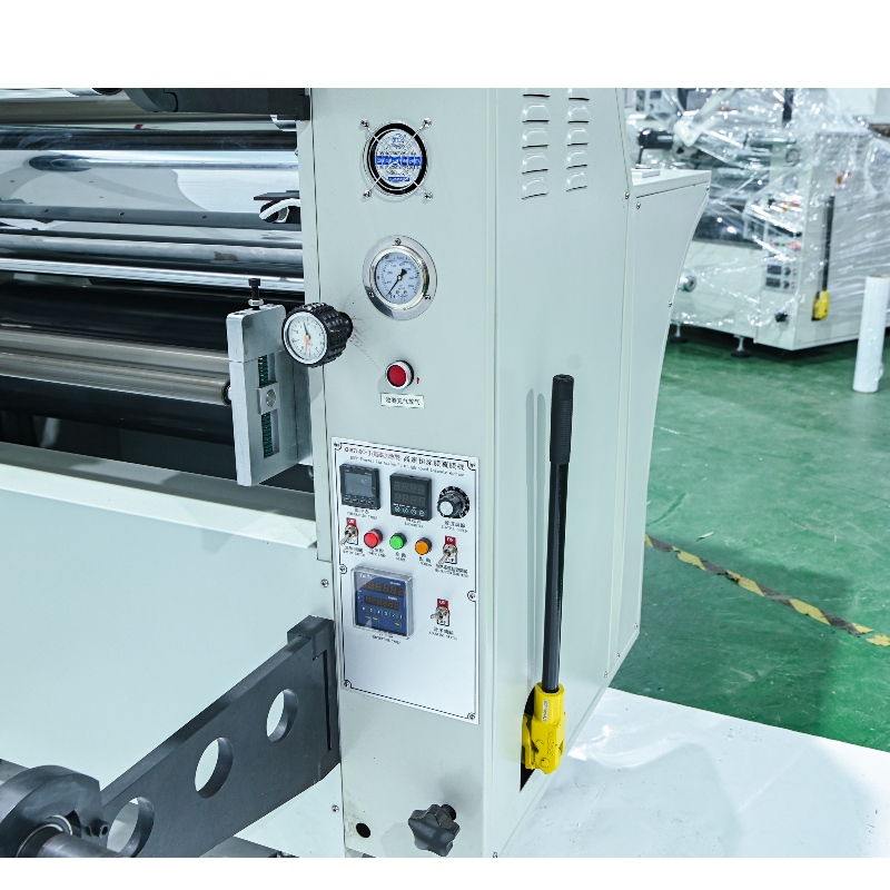Scannán Lamination Teirmeach M750C-J Bopp Meaisín Laminate Ardluais (Cineál Teasa Leictreamaighnéadach)
