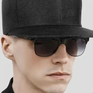 Lógó Saincheaptha Priontáil Bróidnéireacht Flat Brim Hat Plain Blank 5 Painéal Caipíní Snapback Hat Baseball Feistithe
